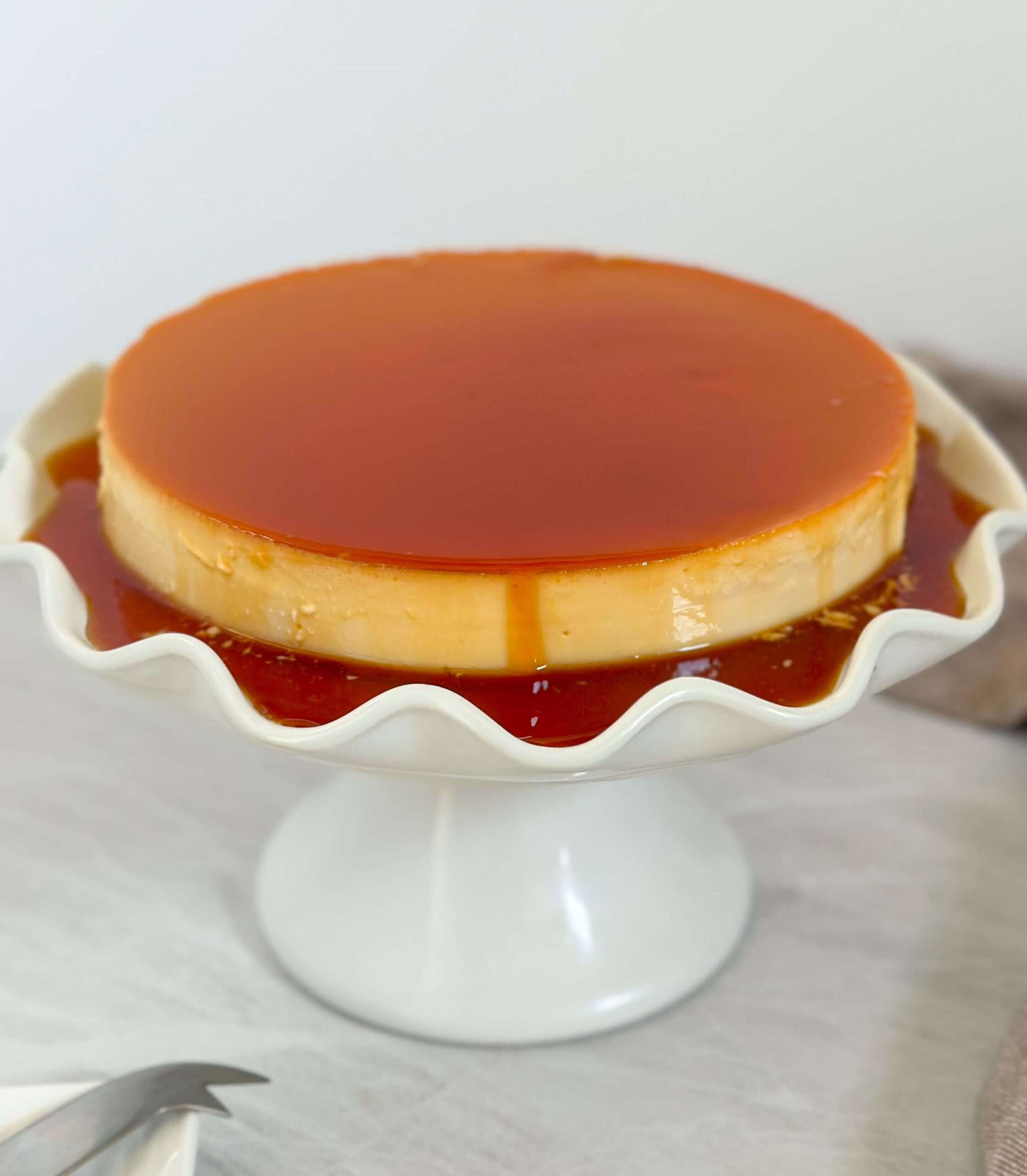 Easy Flan Recipe {Only 5 Ingredients!} - Isabel Eats